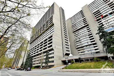 500 Laurier Avenue 2203, Ottawa Centre, On K1r 5e1