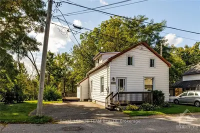 Detached in North Grenville