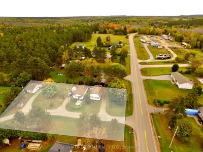 Detached in Bonnechere Valley