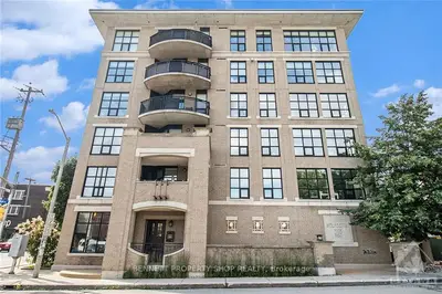 Condo Apartment in Dows Lake - Civic Hospital and Area