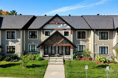 Condo Apartment in Clarence-Rockland
