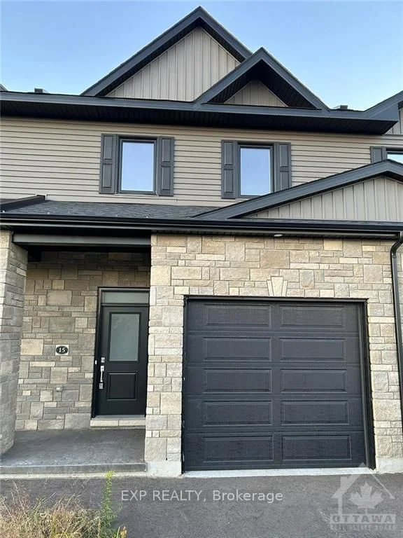 Att/Row/Townhouse in Petawawa