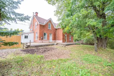 Detached in North Algona Wilberforce