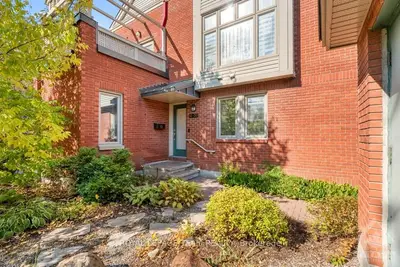 Condo Townhouse in Vanier and Kingsview Park