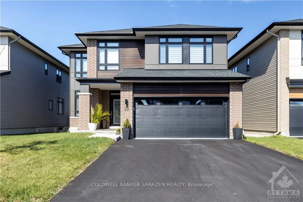 Detached in Blossom Park - Airport and Area