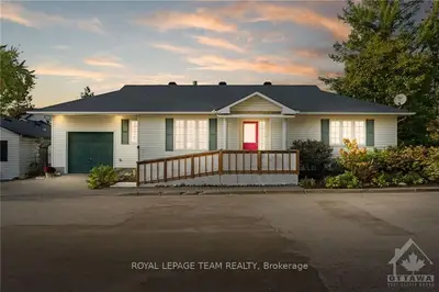 Detached in Manotick - Kars - Rideau Twp and Area