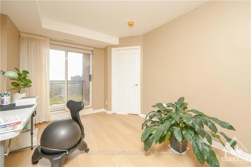 310 CENTRAL PARK Drive 8N, Carlington - Central Park, ON K2C 4G4