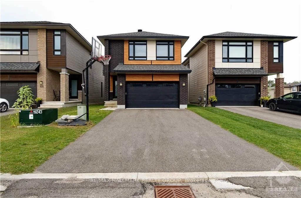Detached in North Grenville
