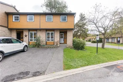 Condo Townhouse in Orleans - Convent Glen and Area