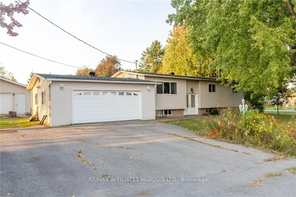 Detached in North Stormont