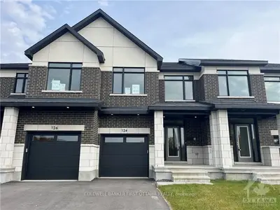 Att/Row/Townhouse in Blossom Park - Airport and Area