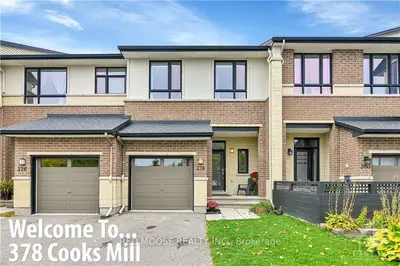 Att/Row/Townhouse in Blossom Park - Airport and Area