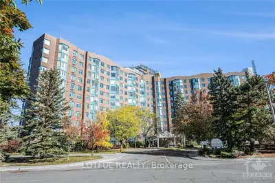 Condo Apartment in Britannia Heights - Queensway Terrace N and Area