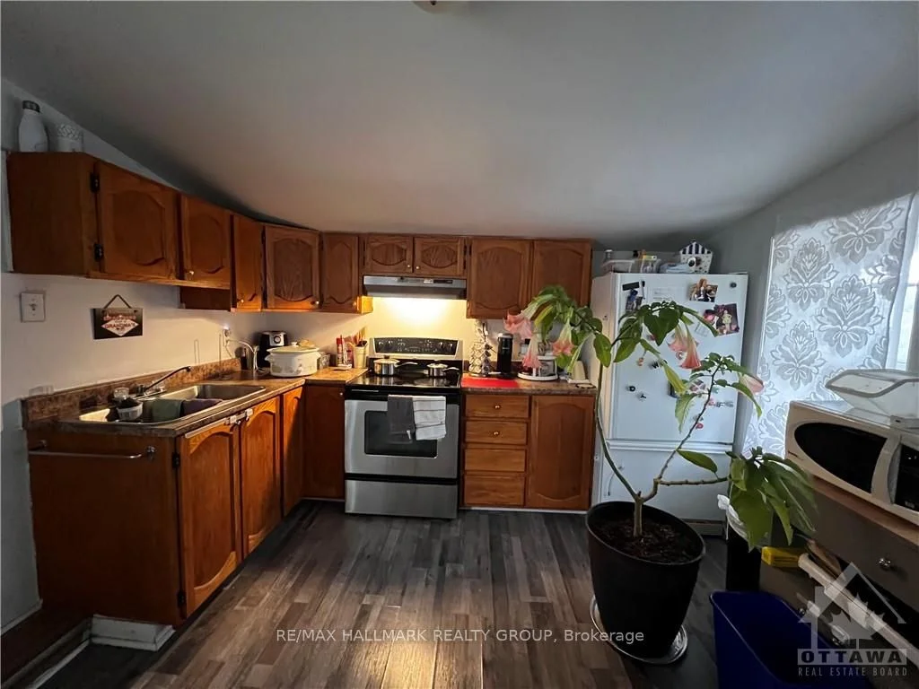 630 REGENT Street, Hawkesbury, ON K6A 1G3