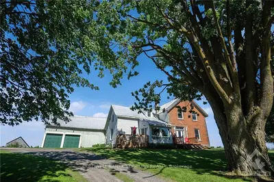 Detached in North Dundas