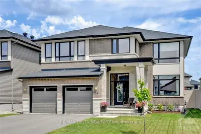 Detached in Blossom Park - Airport and Area