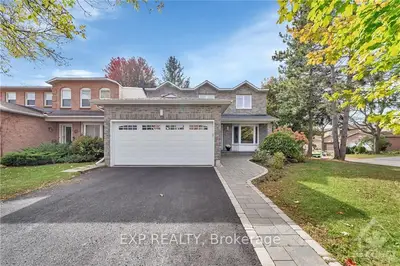 Detached in Hunt Club - South Keys and Area