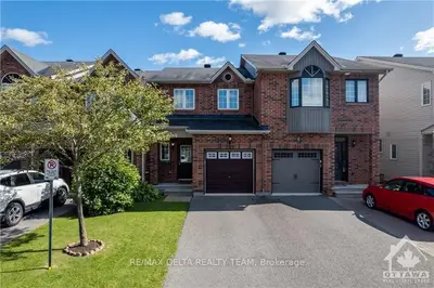 Att/Row/Townhouse in Orleans - Cumberland and Area