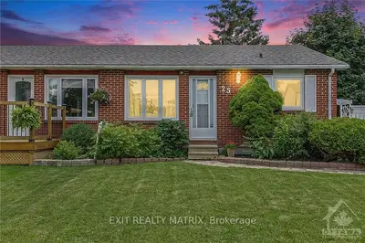 Semi-Detached in Kanata