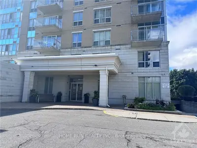 70 Landry Street 601, Vanier And Kingsview Park, On K1l 0a8