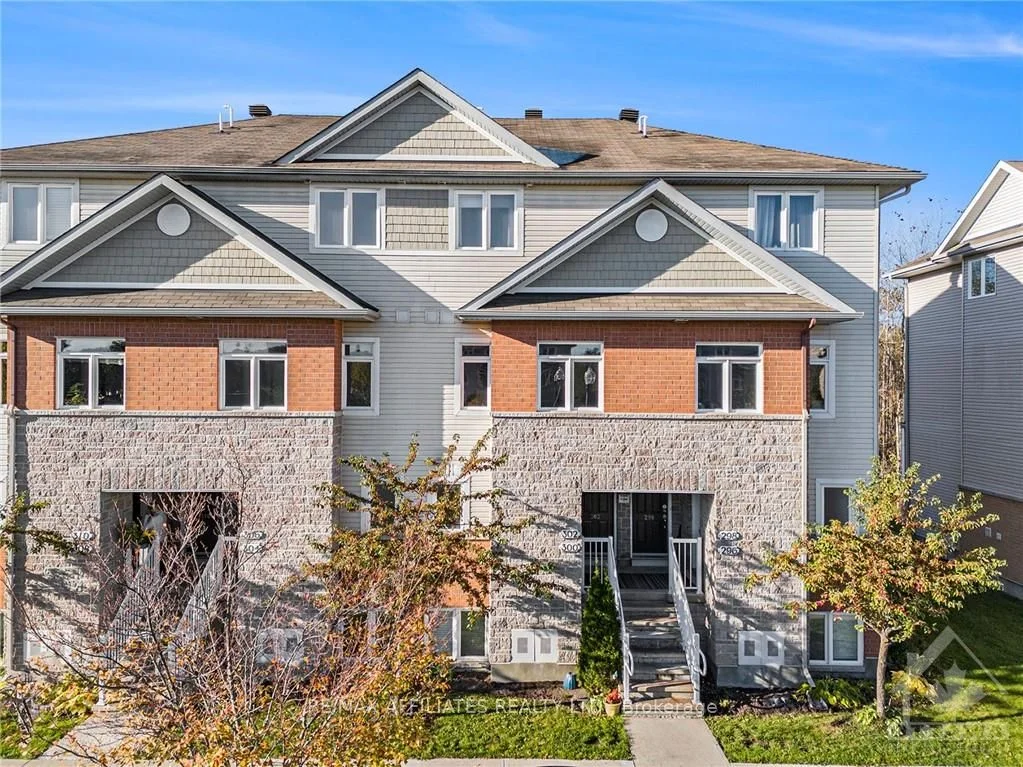 Condo Apartment in North Grenville