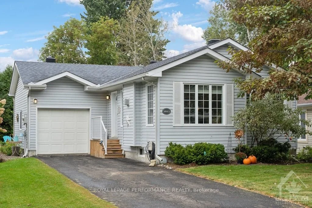 Detached in Greely - Metcalfe - Osgoode - Vernon and Area