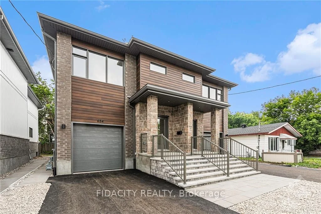 Semi-Detached in Overbrook - Castleheights and Area