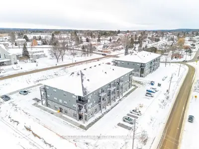 78A QUEEN Street 105, Bonnechere Valley, ON K0J 1T0