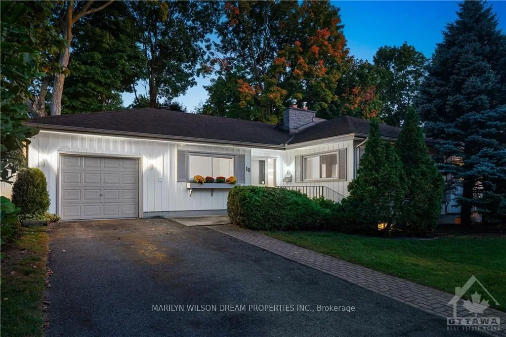 Detached in Brockville