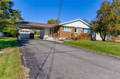 Detached in Whitewater Region