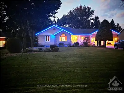 Detached in Greely - Metcalfe - Osgoode - Vernon and Area