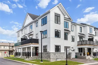 Att/Row/Townhouse in Barrhaven