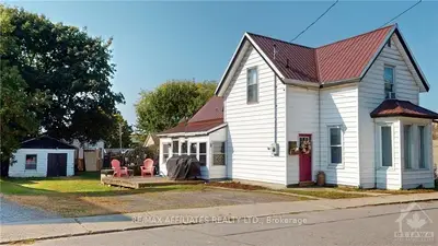 Detached in Edwardsburgh/Cardinal