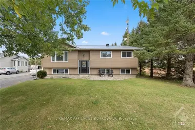 Detached in North Stormont