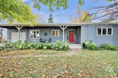 Detached in Manotick - Kars - Rideau Twp and Area