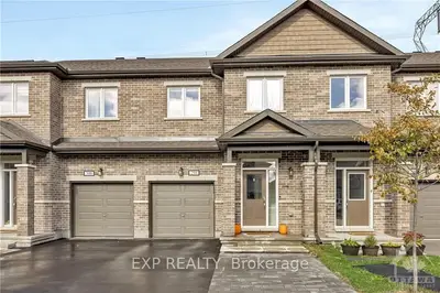 Att/Row/Townhouse in Kanata