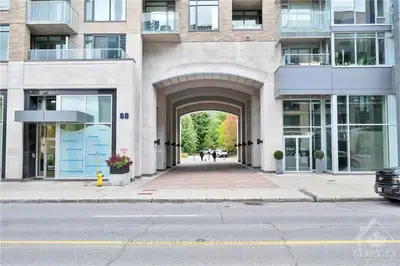 Condo Apartment in Westboro - Hampton Park