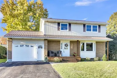 Detached in North Dundas