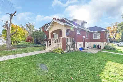 Detached in Tunneys Pasture and Ottawa West