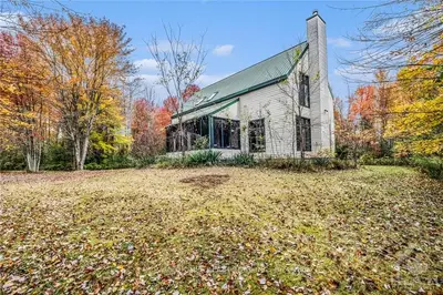 Detached in North Grenville