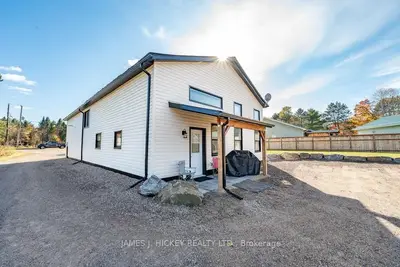 Detached in Deep River