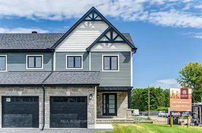 Att/Row/Townhouse in Clarence-Rockland
