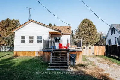 Detached in North Glengarry