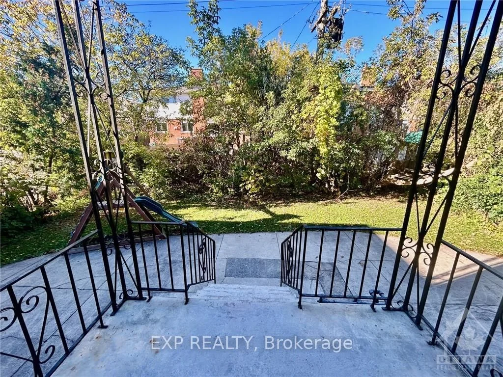 1436 BELLAMY Street 2, Mooneys Bay - Carleton Heights and Area, ON K2C 1S3