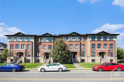 Condo Apartment in Clarence-Rockland