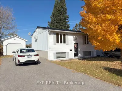Detached in Renfrew