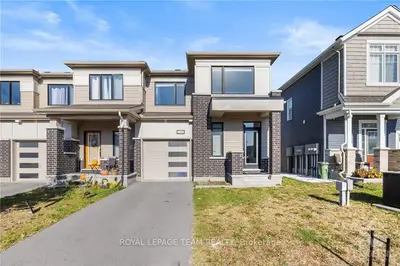 Att/Row/Townhouse in Barrhaven