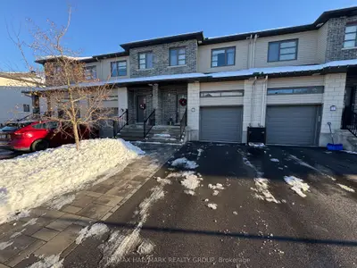 Att/Row/Townhouse in Carleton Place