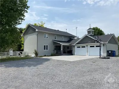 Detached in Stittsville - Munster - Richmond