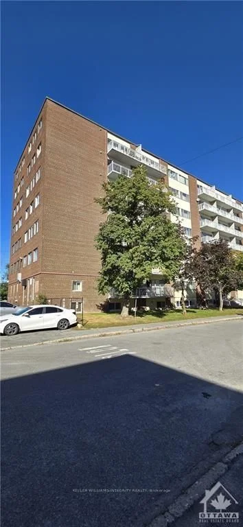 Condo Apartment in Carlington - Central Park